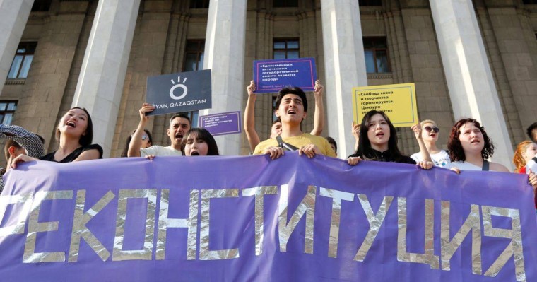 Тіркелмеген "партиялардың" уәделері