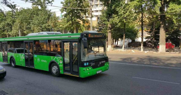 Жандарбек Бекшин алматылықтардан іші толы автобустарға кірмеуді өтінді - Қазақстан жаңалықтары