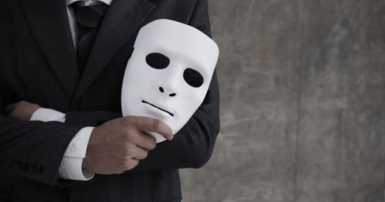 200 адам ақша жоғалтты: тіл курсы күтпеген жерден жабылып, алаяқтық күдігі туды