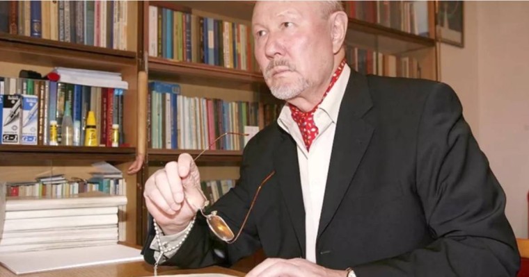 Бүгін Ақселеу Сейдімбектің туған күні