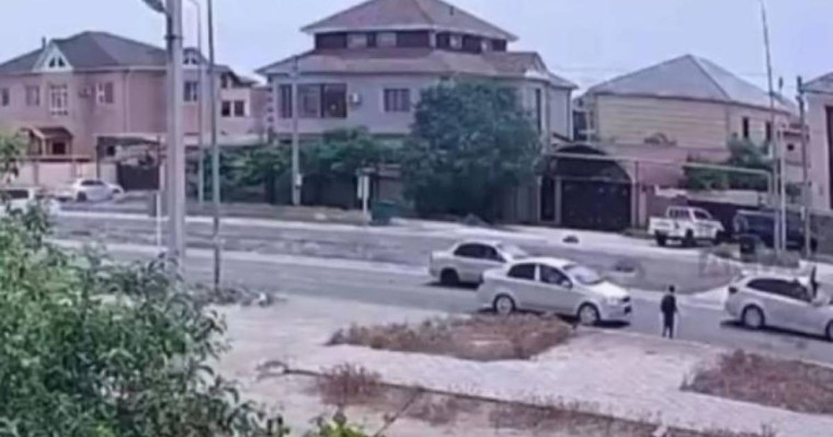 Ақтауда көлік қаққан екі бала жансақтау бөлімінде жатыр