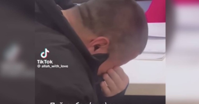 “Өмірде көрмеген…” - Пайғамбарды сағындым деп жылаған азамат желіні шулатты