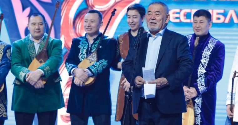 «Тәуелсіздік – қасиетім, қастерлім!» – елордада «Алтын домбыра» ақындар айтысы өтуде