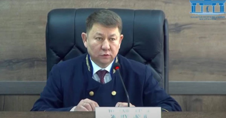 Судья Шерзат өлімі бойынша сот отырысын сынаған блогерлерге ескерту жасады