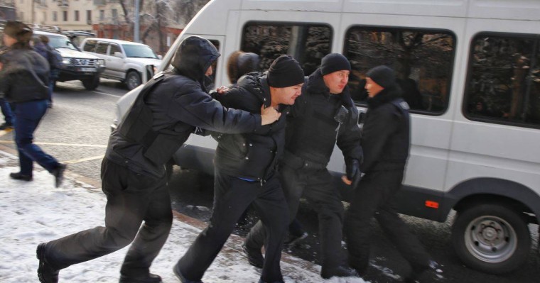 16 желтоқсанда Нұр-Сұлтан мен Алматыда 55 адам ұсталды