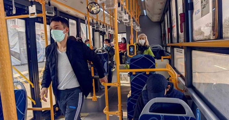 Нұр-Сұлтанда бетпердесіз жолаушыларды автобустан шығарып жібереді - Қазақстан жаңалықтары