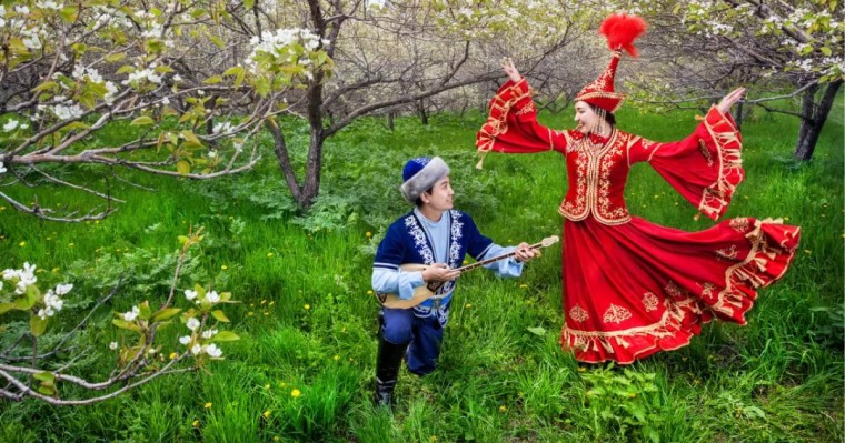 Бүгін – Ұлттық киім күні