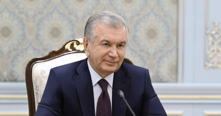 Өзбекстан Президенті шенеуніктерді қызметтен қуды