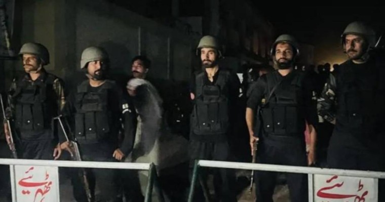 Кашмир дауы. Үндістан Пәкістанға соққы жасады