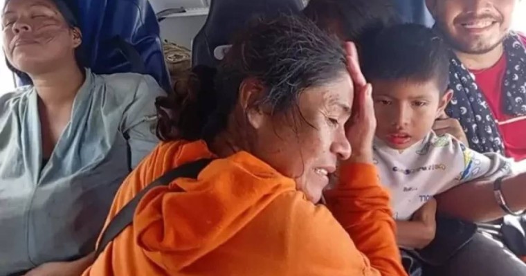 Боливияда ұшақ апатынан кейін үш әйел мен бір бала 36 сағат бойы қолтырауындардың арасында көмек күткен