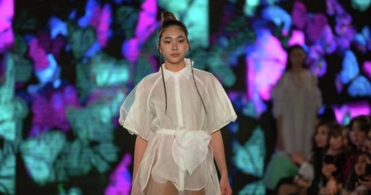 Биыл жазда қандай киімдер сәнде болады – дизайнерлер кеңесі