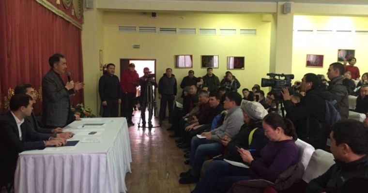 Сағынтаев "қисайған үй" тұрғындарын уақытша басқа жаққа көшіретінін айтты