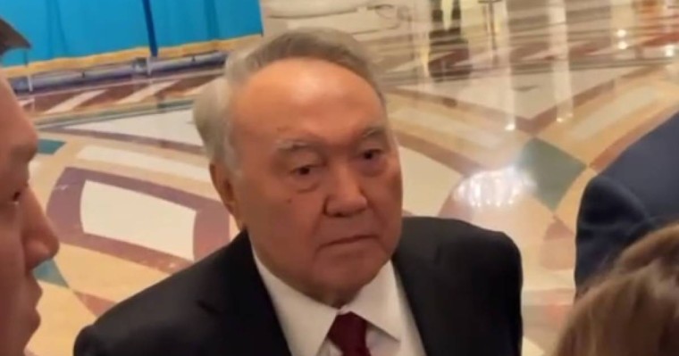 "Біз құдай емеспіз ғой": Назарбаев Мәсімовке қатысты ойын айтты
