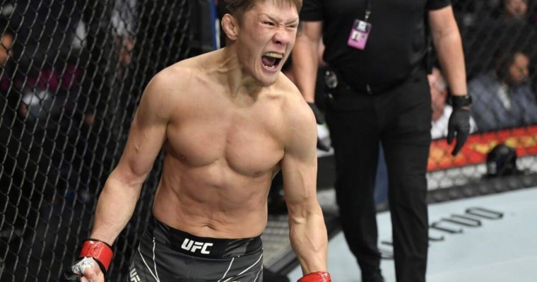 Жалғас Жұмағұлов UFC-дегі жекпе-жегінен кейін мансабын аяқтады