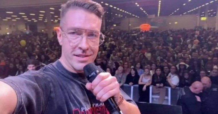 ҚР СІМ қазақ қыздарына "мобилизация" жариялаған Алекс Леслидің ісін қолға алды