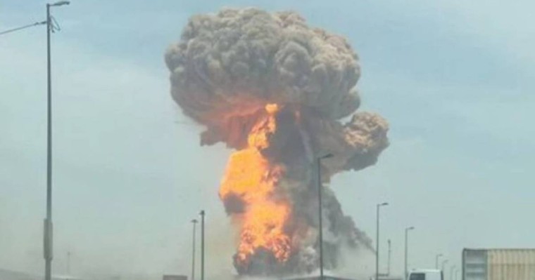 Иран портында жойқын жарылыс болып, 516 адам зардап шекті