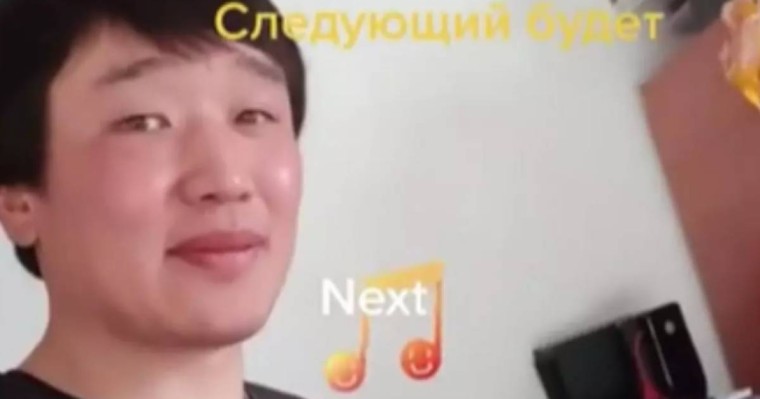 "Арқалықтағы электрші": Желіде Қайрат Нұртастан айнымайтын жігіттің видеосы тарады (видео)