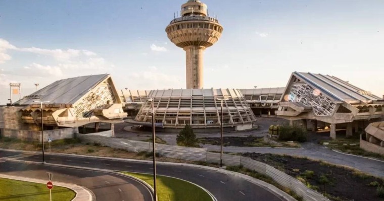 Армения Ресейден шекарашыларын Еревандағы әуежайдан алып кетуді талап етті