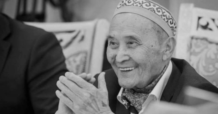 Қазақ әдебиетінің көрнекті өкілі Әкім Тарази өмірден озды