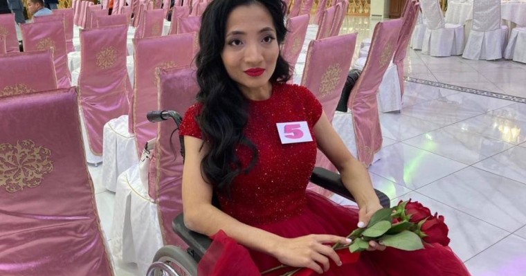 Ақтөбеде мүмкіндігі шектеулі "Ең әдемі қыз" белгілі болды