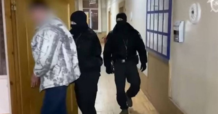 Жөндеу жұмыстарының шуына ашуланған азамат көршісінің қызын атып өлтірді (видео)