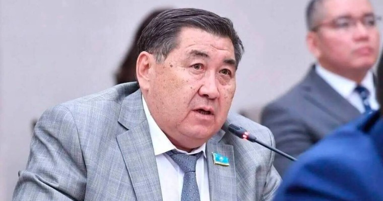 Халық пен бизнесті сыға бергенше, банктерді де сығайық – Ермұрат Бәпи