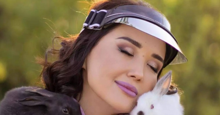 Ләйлә Сұлтанқызы ұлдары мен күйеуінің бұрынғы балалары жайлы айтты (видео)