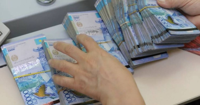 «Паразиттер.kz»: Қазақстанда партиялардың бюджетін есептейтін сайт ашылды