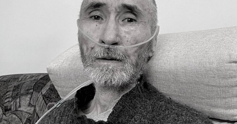 Арон Атабек қайтыс болды