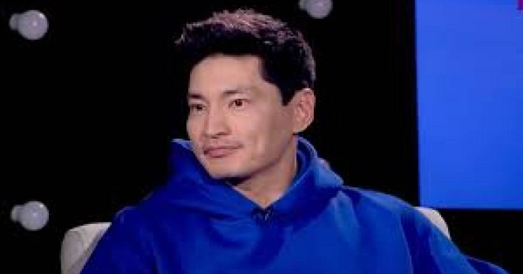 «Әке атандым»: Танымал актер сүйінші жаңалығын бөлісті