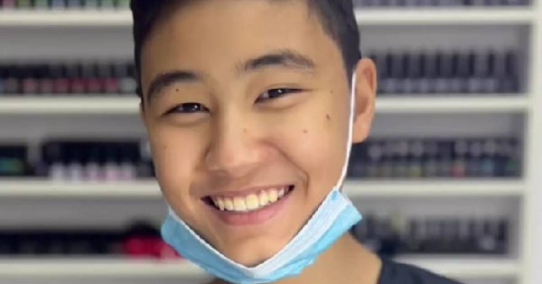 Қазақстандық 14 жастағы жігіт nail-индустриядағы әлем чемпионатында жеңімпаз атанды