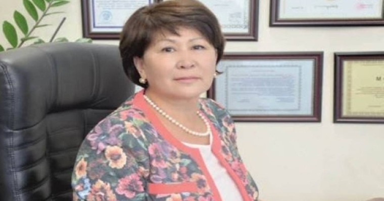 1 млн. теңге. Қапшағай қаласы білім бөлімі басшысы пара алды деген күдікке ілінді