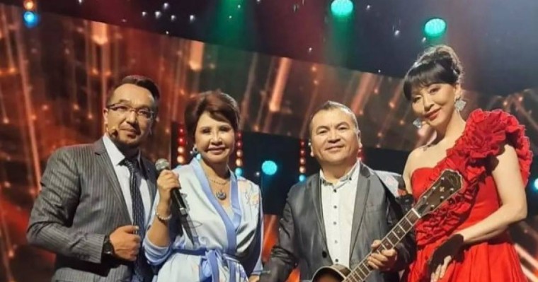 65 жасқа толған Роза Рымбаеваны шоу-бизнес өкілдері мерейтойымен құттықтады (фото, видео)