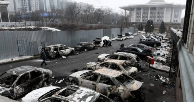 Қаңтарда қираған автокөліктерге 560 млн теңгеден астам қаражат төленді