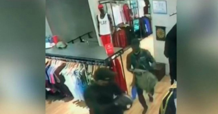 Алматыда екі ер адам түнде 15 бутик мен сән салондарын тонап кеткен - Қазақстан жаңалықтары