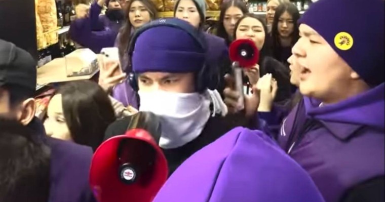 Астана полициясы пикет үшін Жаңа адамдар белсенділерін ұстауға тырысты