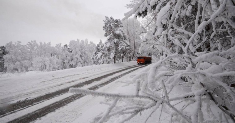 Қыста жол төсейтін әкім