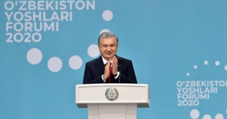 Өзбекстан латын әліпбиіне 2023 жылы толығымен ауысады