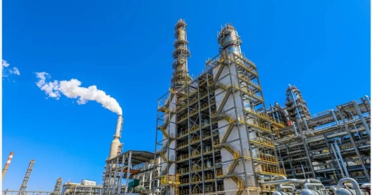 Атырау мұнай өңдеу зауытындағы жанжал: мафия берілмей ме?