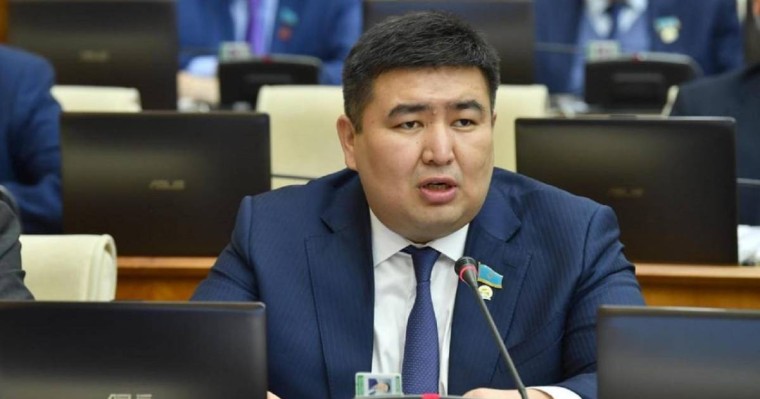 Оппозиция билікке көп мін тағады, ал өздері бос тірлікпен айналысып жүр – Елнұр Бейсенбаев