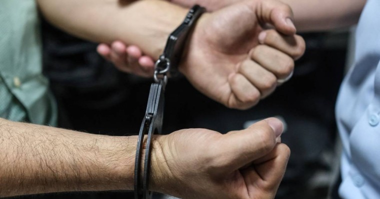 Қарағанды облысында ер адам 5 жасар баланы тонап кеткен