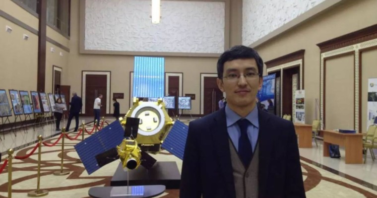 Нарынқолдан шыққан қазақ жігіті халықаралық ғарыш компаниясының директоры қызметіне қалай көтерілді