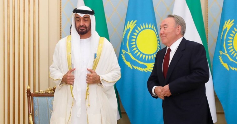 6 млрд АҚШ доллары инвестиция: Назарбаев БАӘ шейхымен кездесті