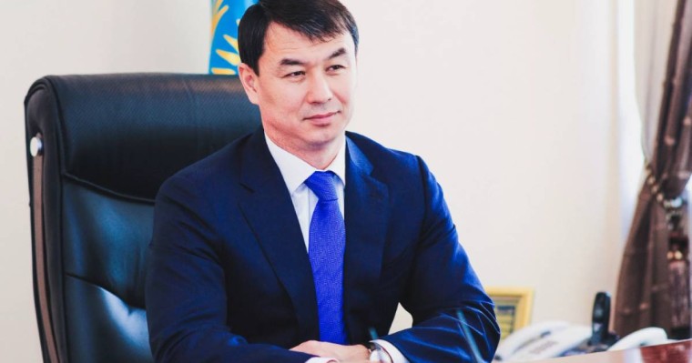 Түркістанда фермерлер облыс әкімі Дархан Сатыбалдыны "хан сайлады"