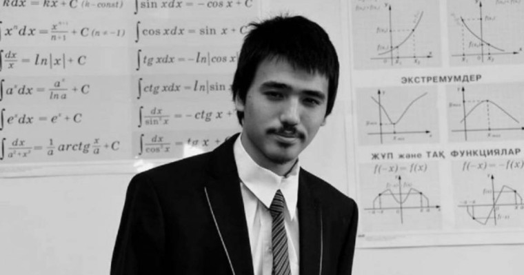 Бірегей рекорд иесі, Гарвард студенті Ақназар Қажымұрат белгісіз жағдайда көз жұмды