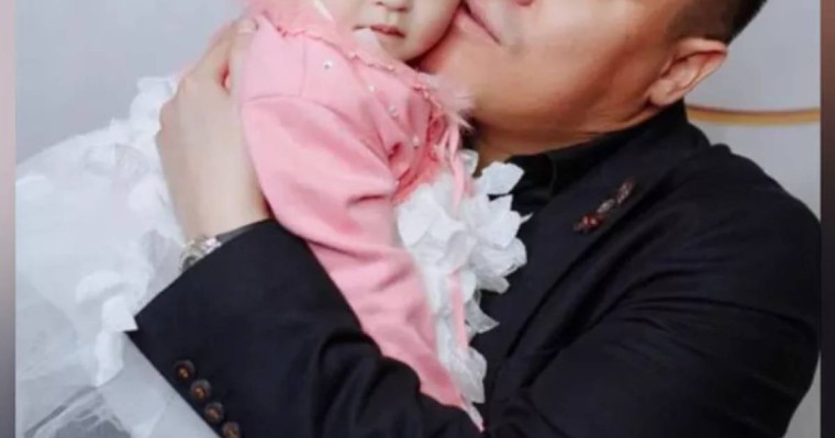 "Әкесінен аумайды". Қайрат Түнтеков алғаш рет қызын көрсетті