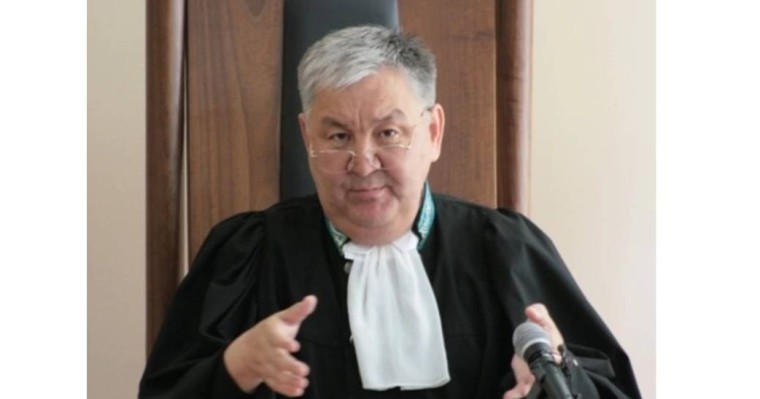 ҚР Жоғарғы сотының судьясы пара алды деген күдікпен ұсталды