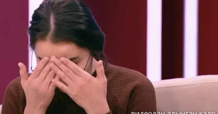 «Баламды өлтірді». Дәрігер жарнамасына сеніп, 2,5 жасар баласынан айырылған әйел жан айқайын жеткізді