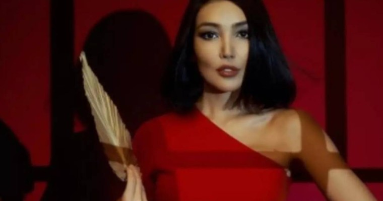 Мінсіз мүсінді Құралай Анарбекова ерлер қауымын естен тандырды (фото)