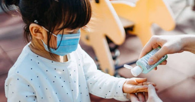 Екі аптадан кейін байқалады: COVID-19 балалар үшін несімен қауіпті